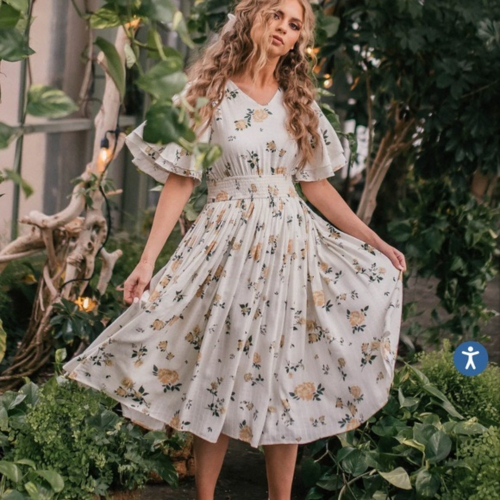 Jessakae Womens Garden Dweller Cream/Yellow Rose Print V Neck Ruched Waist Dress